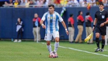 Lionel Scaloni ya está en Argentina para las Eliminatorias: ¿convoca al Huevo Acuña?