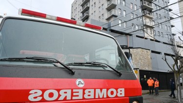 El sistema de bomberos depende de la recaudación  mediante la factura de la CEB, ahora convalidada por el EPRE. (archivo)