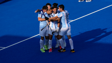 Los Leones enfrentarán a Alemania en un duelo decisivo por los cuartos de final de los Juegos Olímpicos de hockey sobre césped. Foto AP Anjum Naveed