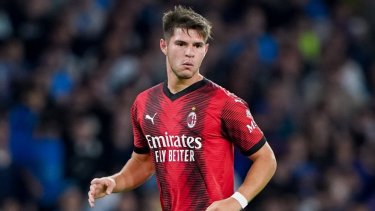 Milan es el dueño del pase y podría cancelar el préstamo de Pellegrino al Rojo. 