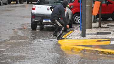 Lluvia y viento en Neuquén y Río Negro. Foto: Florencia Salto. (archivo)