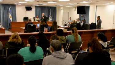 Para un veredicto condenatorio se necesitan como mínimo ocho voto de los doce integrantes del tribunal. Foto Matías Subat.
