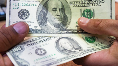 Supermercado de Neuquén y Río Negro acepta pagos con dólar «cara chica» o viejos, a un valor más alto que el blue