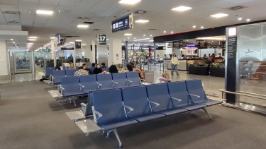 Aeronáuticos temen posibles despidos en el sector. Foto Archivo.