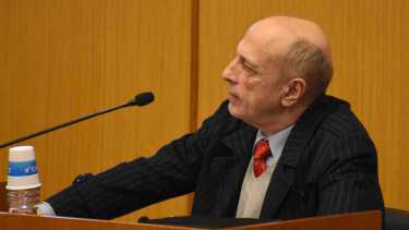 El defensor Miguel Salomón, esta vez no se opuso a que le tomen fotografías (Juan Thomes)