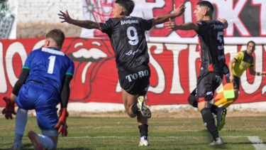 Huracán Las Heras le ganó a Sol de Mayo en Mendoza. Foto: Prensa Huracán.