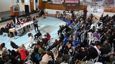 ATEN define en asambleas una nueva semana con paro en Neuquén. Foto: Florencia Salto.