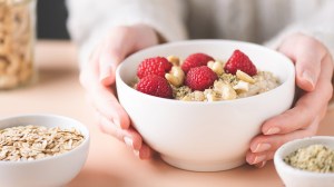 Ni suplementos ni dietas raras: el alimento que ayuda a bajar el colesterol y prevenir la diabetes