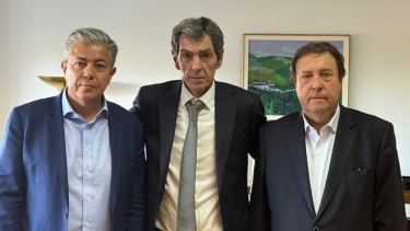 Weretilneck y Figueroa se reunieron con Chirillos el martes por las hidroeléctricas. Foto: gentileza