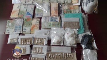 Droga y elementos secuestrados en Senillosa y Neuquén 