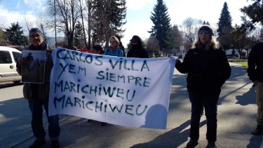Video | Policía mató a un hombre en Mallín Ahogado: la Coordinadora del Parlamento Mapuche cruzó a Alberto Weretilneck