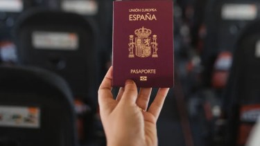Pasaporte ciudadanía española.-