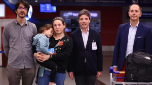 Regresaron los diplomáticos argentinos expulsados de Venezuela por Nicolás Maduro