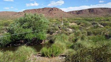 Turismo de primavera en el corazón de la Estepa: aventura, trekking, kayak y rappel