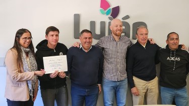 Tres clubes deportivos fueron premiados por una petrolera en Mendoza