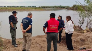 Cuerpo hallado en el río Colorado. Foto Gentileza Catriel25noticias.com