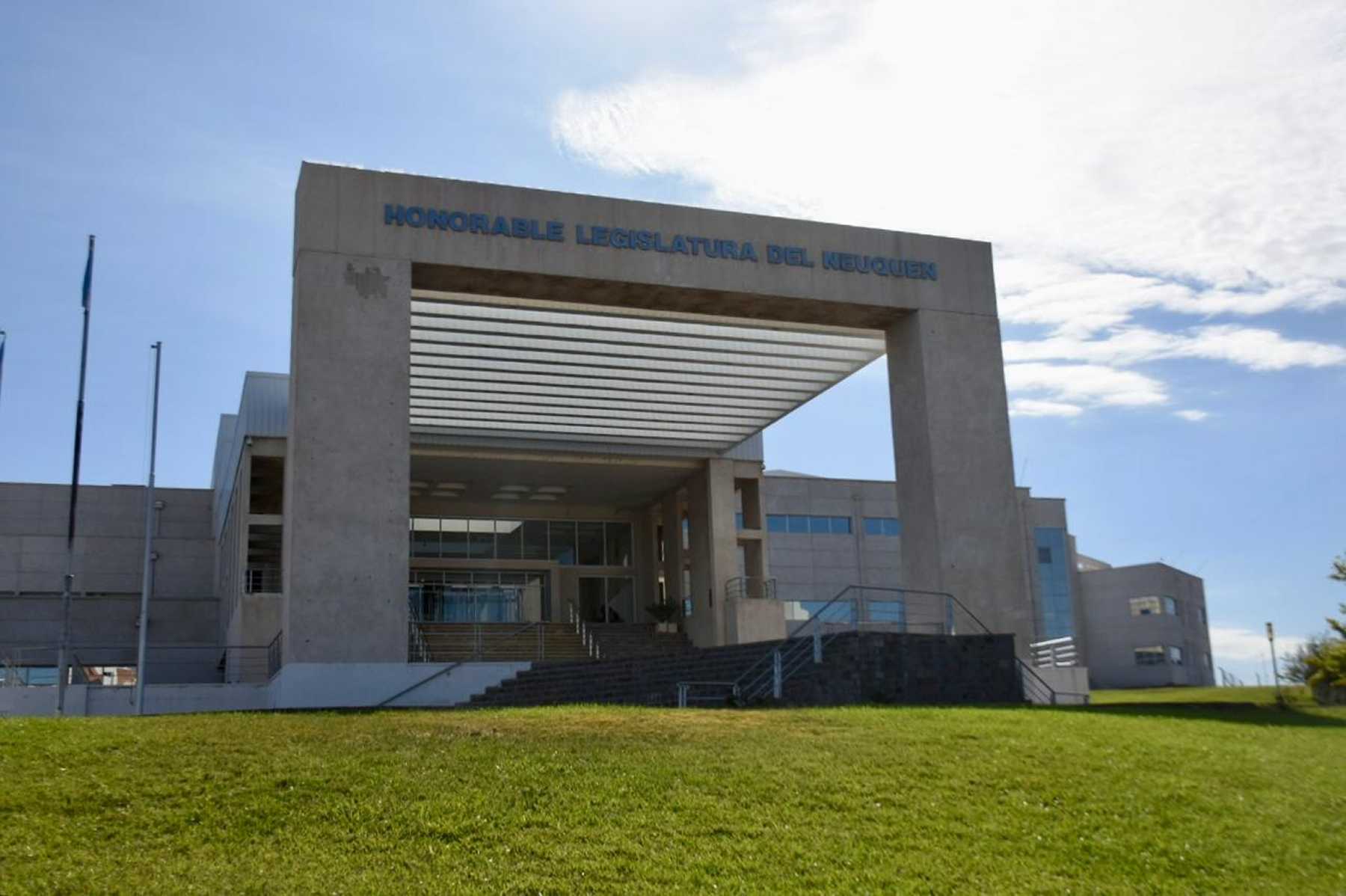 Dos proyectos buscan mejorar la seguridad y conectividad vial en Neuquén