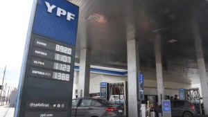 YPF considera una baja en el precio de los combustibles: ¿cuándo ocurriría el cambio?