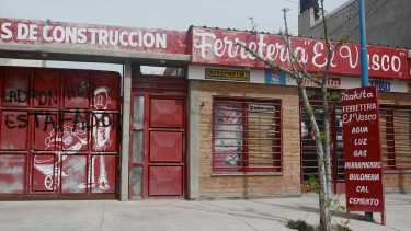 La ferretería de Roca que denunciaron varios clientes en la Justicia. (Foto Juan Thomes)