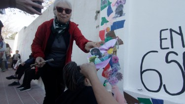 Video: «Ivana Rosales presente», el grito de memoria y justicia que se hizo mural en Neuquén