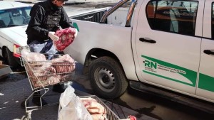 Operativo policial detecta 800 kilos de carne en mal estado en negocios del valle de Río Negro