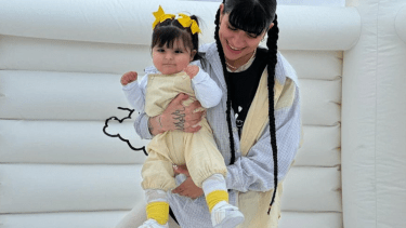 La intérprete de "Bounce" festejó el primer año de vida de su hija Inti con una gran fiesta llena de lujos.