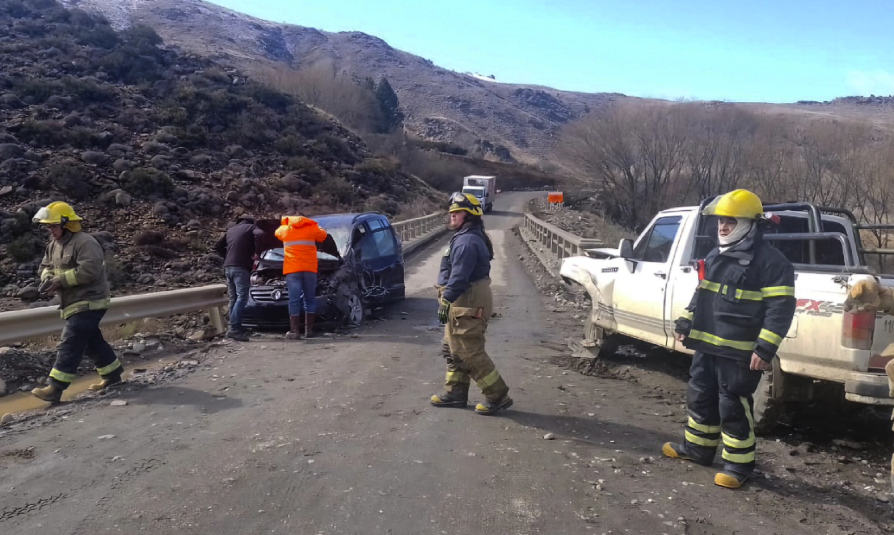 Impresionante choque sobre la Ruta 23, entre Villa Pehuenia y Aluminé ...