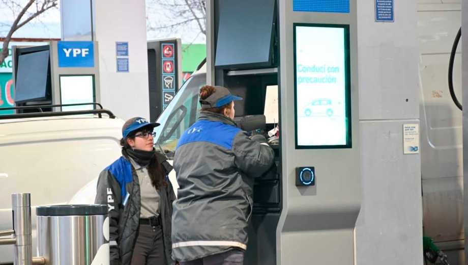 Aumento de combustibles. Foto: Florencia Salto.
