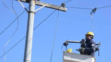 Calf anunció un corte de luz programado para Neuquén este domingo 27 de diciembre. Foto: archivo