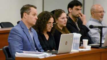 Piombo (primero de la izquierda) asumió la defensa de Sánz y Montoya. (Archivo/Matías Subat)