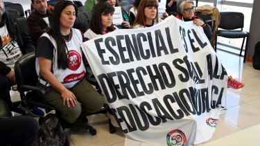 Unter suspendió el paro tras la baja del proyecto de educación esencial en Río Negro