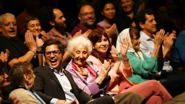 Acto por el aniversario de la asociación Abuelas de Plaza de Mayo (Crédito: gentileza) 