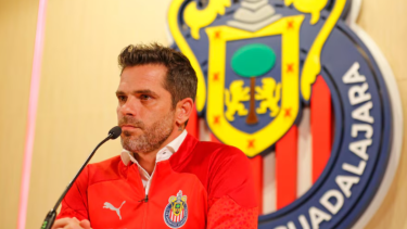 Fernando Gago fue criticado por la prensa mexicana. Mañana sería su último partido en Chivas. 