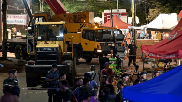 Encontraron el cuerpo de una mujer en el derrumbe de Villa Gesell. (Foto Noticias Argentinas).