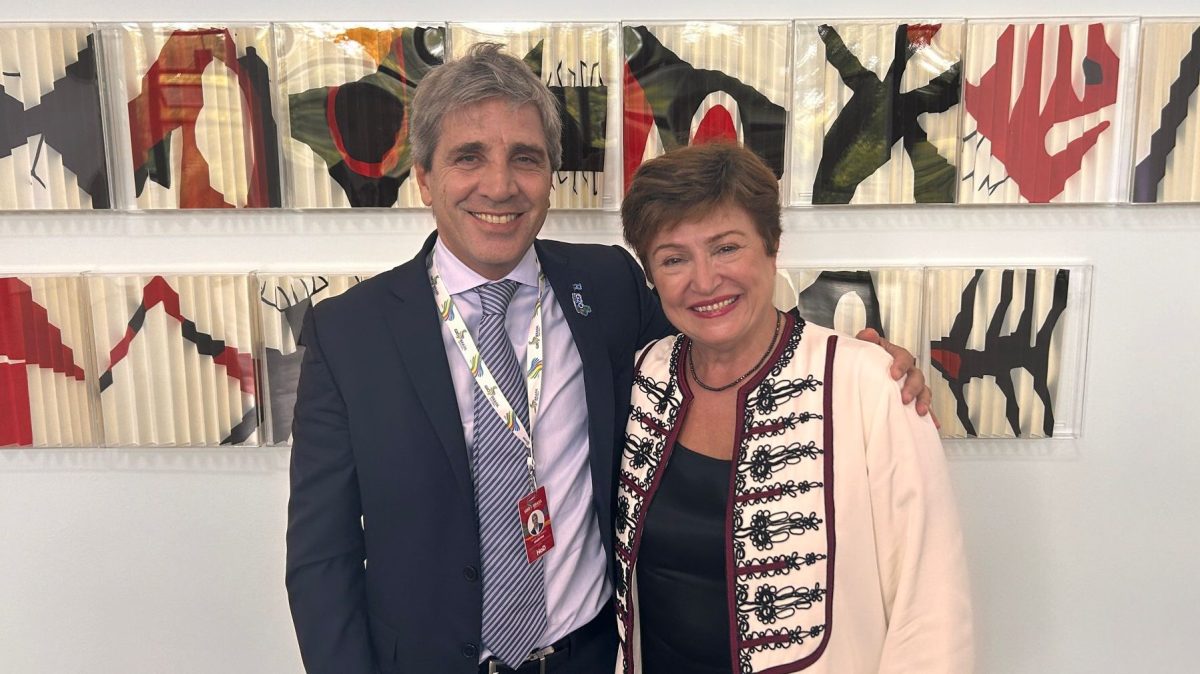 Luis Caputo y Kristalina Georgieva.