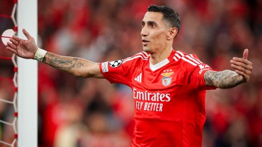 Di María marcó un doblete para Benfica en la Liga de Portugal.