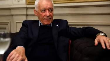 El presidente de Racing, Víctor Blanco, le respondió al técnico de Corinthians. 