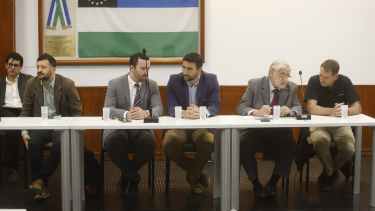 Los tres exfuncionarios investigados por la compra del avión de Río Negro se presentaron en la audiencia de formulación de cargos. Foto: Pablo Leguizamón