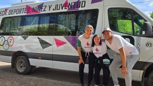 Aldana, la dueña de la medalla y una experiencia enriquecedora para la natación en Añelo