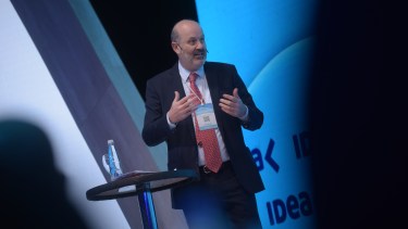 Arenga. El ministro de desregulación interpeló a los empresarios a ponerse en acción. 