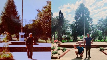 Aniceto, en el año 2000, en la plaza de Gödeken. A la izquierda, Lisandro y Leo en este viaje soñado. Foto: Gentileza.