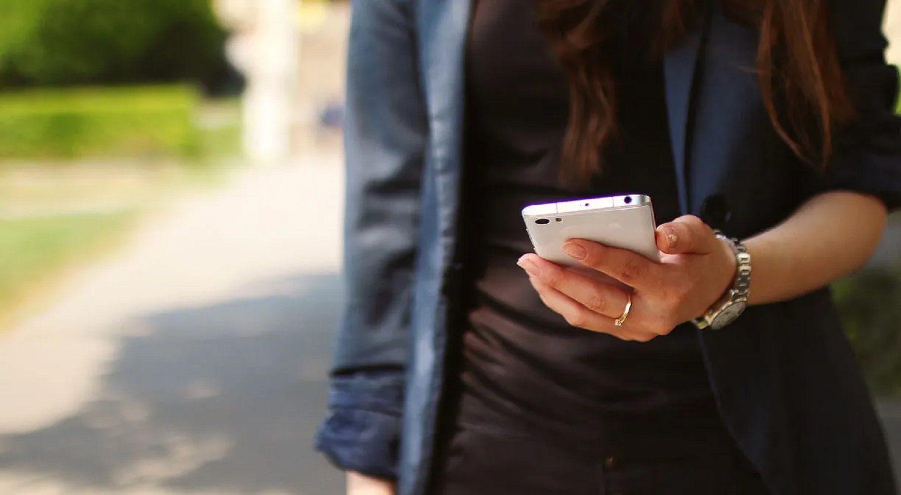 Línea Sur ya dispone de 4G: inauguraron una antena en Pilcaniyeu para fortalecer la conectividad
