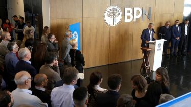 El gobernador Rolando Figueroa destacó el rol del BPN. Foto: Gentileza Neuquén Informa. 