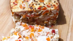 Budín de pollo y verduras: fácil, rico y económico