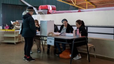 Las elecciones tendrán alrededor de 60.000 asociados en condiciones de votar, pero la participación no suele superar el 5%. (archivo)