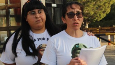 Natalia y Daiana fueron al Concejo Deliberante de Zapala. (Archivo/Gentileza)