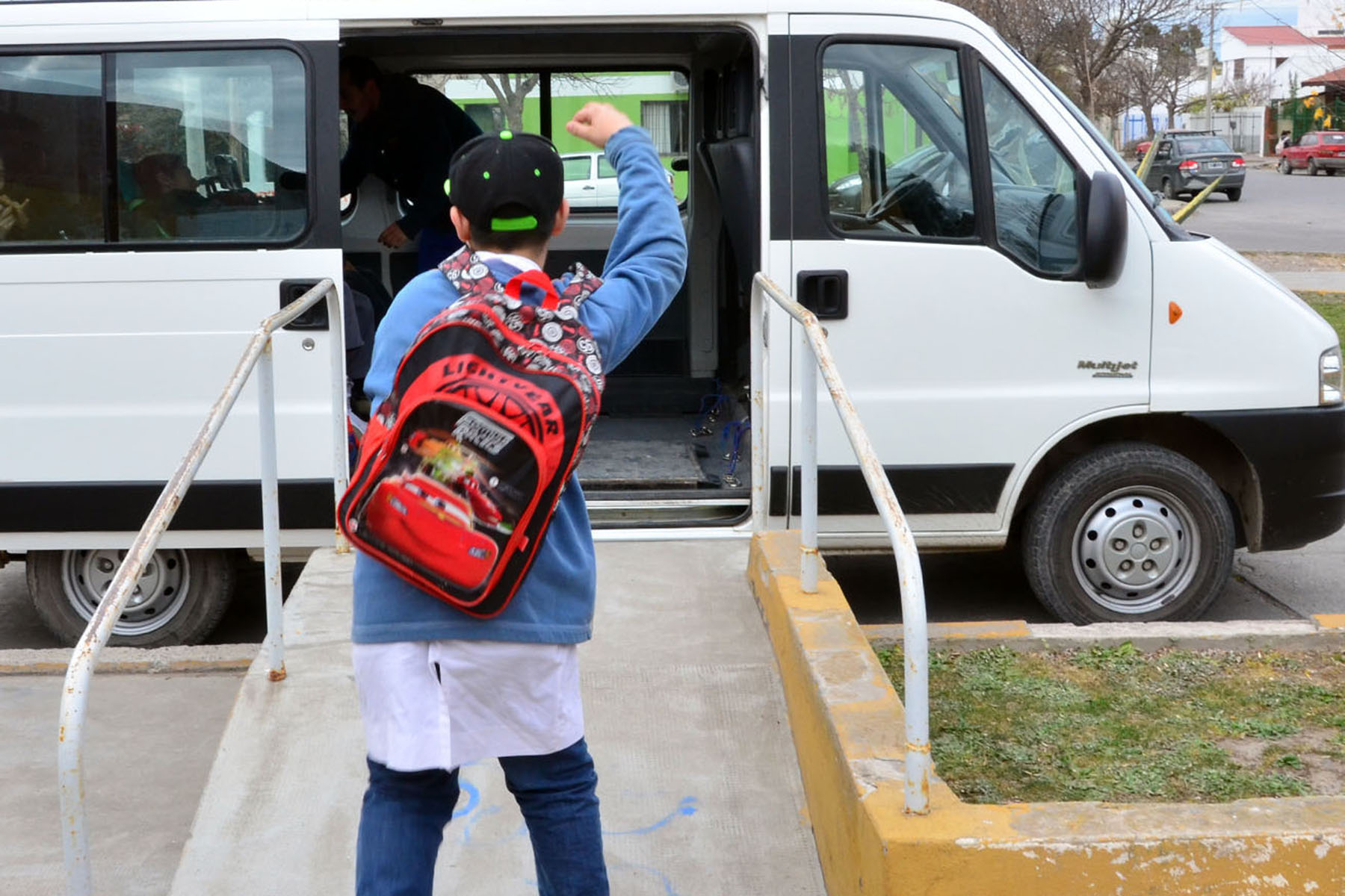 Revocan fallo sobre transporte escolar para niño mapuche en El Bolsón
