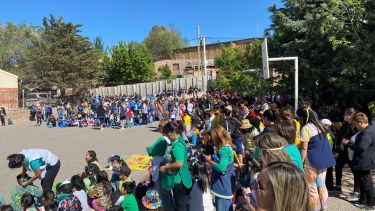 El grito de las infancias, la defensa de la Ley 2302 se escuchó desde el oeste de Neuquén