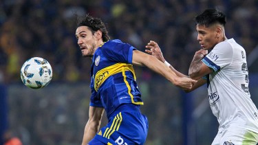 En el último cruce entre Boca y Vélez, Cavani fue expulsado. Ahora se vuelven a cruzar por la Copa Argentina. 