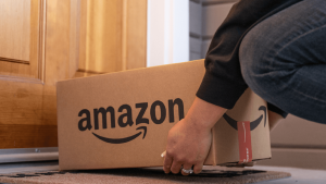 Amazon habilitó envíos gratuitos a la Argentina: a qué compras aplica